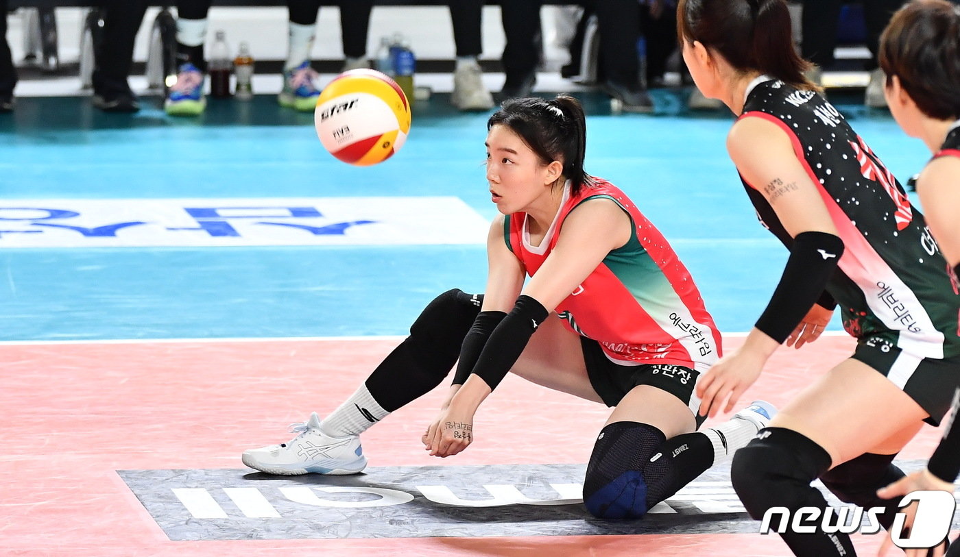 본문 이미지 - 현대건설로 이적한 고민지. (한국배구연맹 제공)