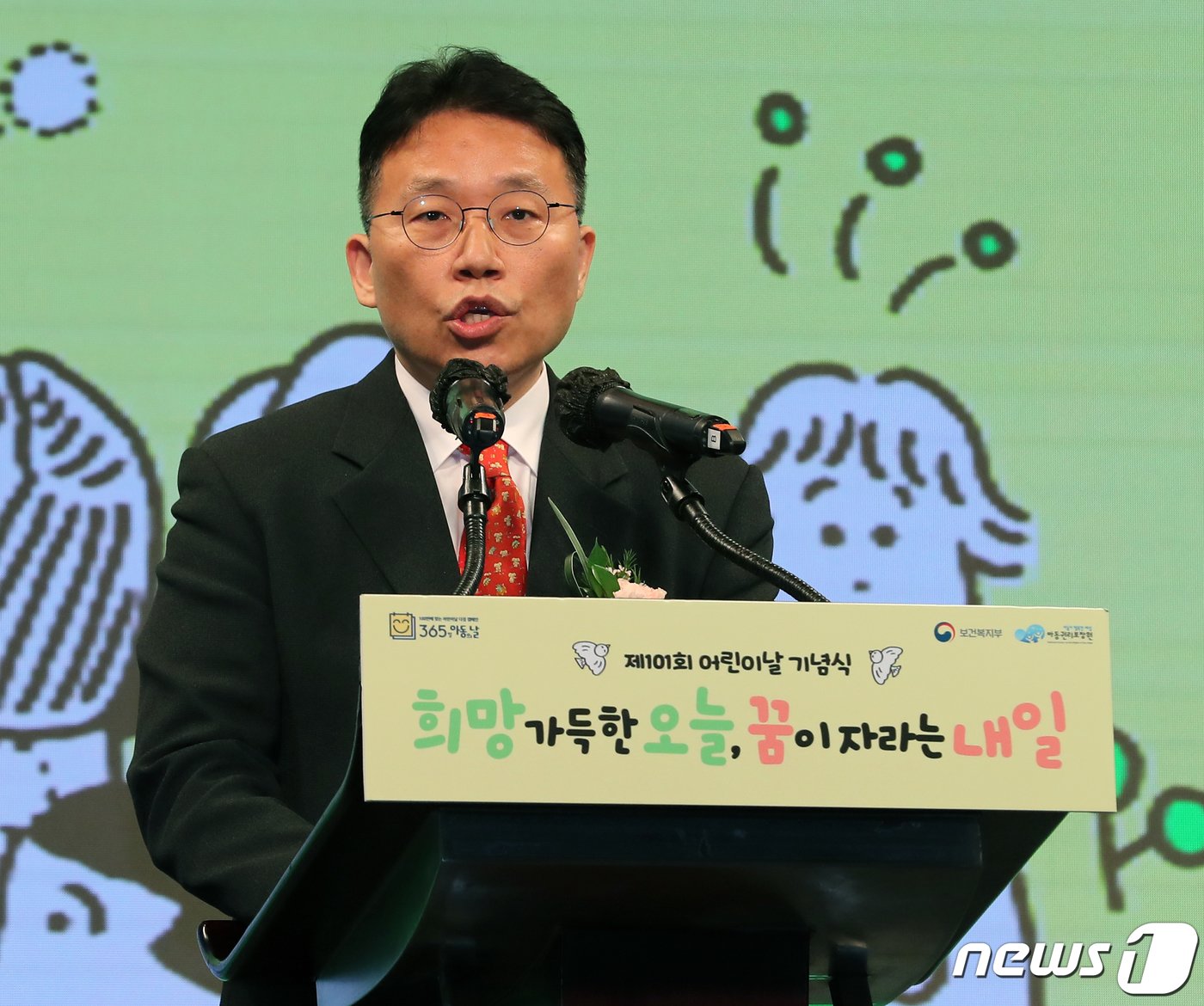 본문 이미지 - 정익중 아동권리보장원 원장. 2023.5.4/뉴스1 ⓒ News1 김진환 기자