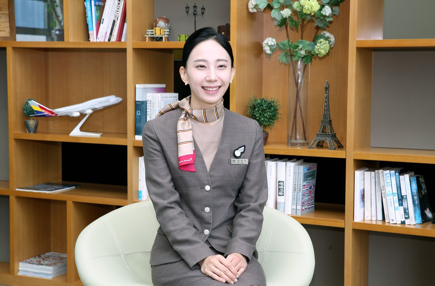 본문 이미지 - 아시아나항공 임하연 선임승무원(아시아나항공 제공)