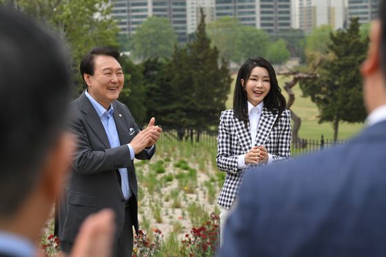 [국감초점] 김여사 불기소…야 "특검 못 피해"…여 "이재명 구명용"