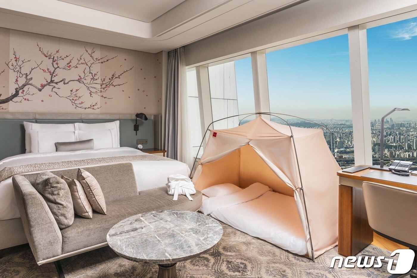본문 이미지 - 시그니엘 서울 키즈 텐트(롯데호텔 제공)