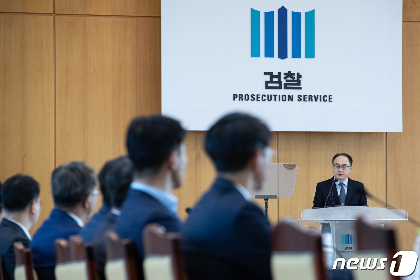 본문 이미지 - 이원석 검찰총장이 8일 서울 서초구 대검찰청에서 열린 마약범죄 근절 대책회의에서 모두 발언을 하고 있다. 2023.5.8/뉴스1 ⓒ News1 유승관 기자