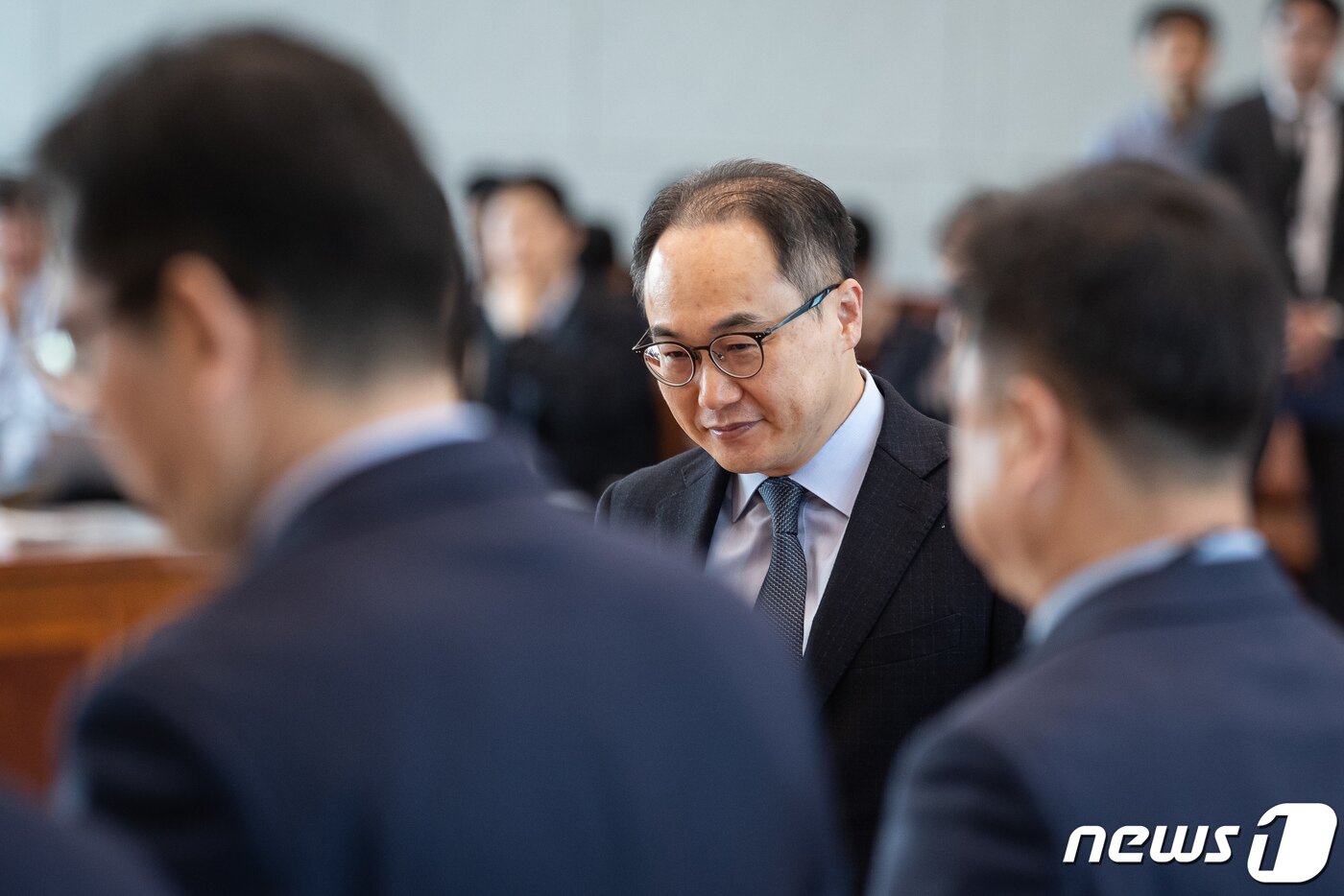 본문 이미지 - 이원석 검찰총장이 8일 서울 서초구 대검찰청에서 열린 마약범죄 근절 대책회의에 참석하고 있다. 2023.5.8/뉴스1 ⓒ News1 유승관 기자
