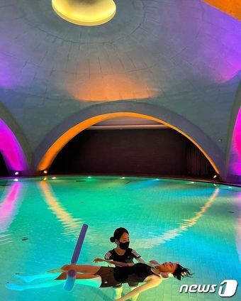 본문 이미지 - 특별한 수 치료인 하이드로 테라피(위 호텔 제공)