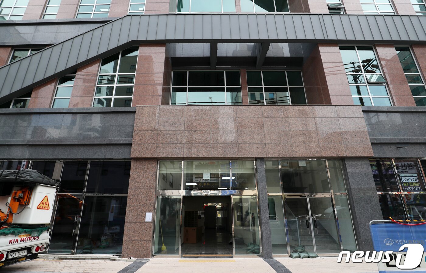 본문 이미지 - 연산역 예서두레라움희망더함아파트 입구 ⓒ News1 윤일지 기자