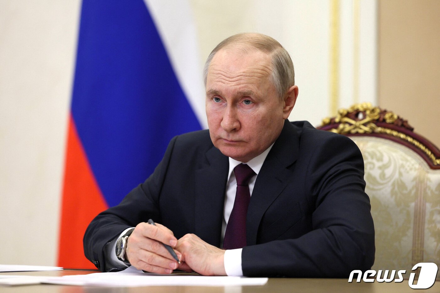 본문 이미지 - 블라디미르 푸틴 러시아 대통령이 31일(현지시간) 모스크바에서 화상으로 열린 각료회의를 주재하고 있다. 2023.6.1/ ⓒ 로이터=뉴스1 ⓒ News1 우동명 기자