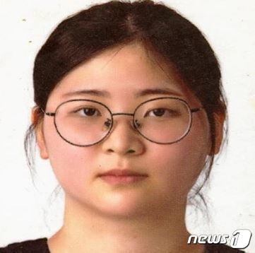 부산경찰청은 1일 신상정보 공개심의위원회를 열고 '부산 또래 살인' 사건의 피의자의 신상을 공개했다. 피의자 이름은 정유정, 나이는 1999년생으로 23세다. (부산경찰청 제공) © News1 노경민 기자