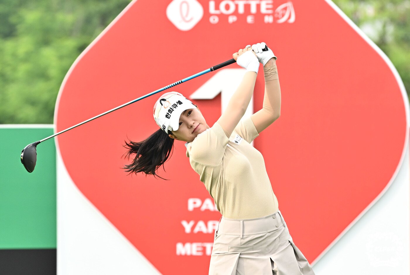 본문 이미지 - 허다빈이 1일 인천 청라 베어즈베스트청라CC에서 열린 롯데오픈 1라운드 1번 홀에서 티샷을 하고 있다. (KLPGA 제공) 2023.6.1/뉴스1