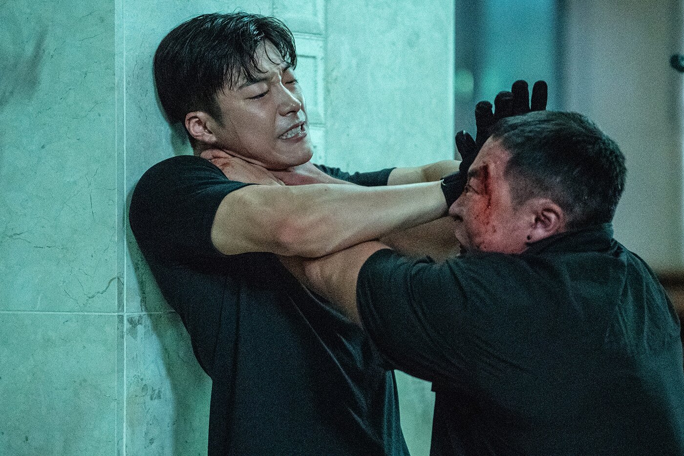 본문 이미지 - 넷플릭스 사냥개들 제공