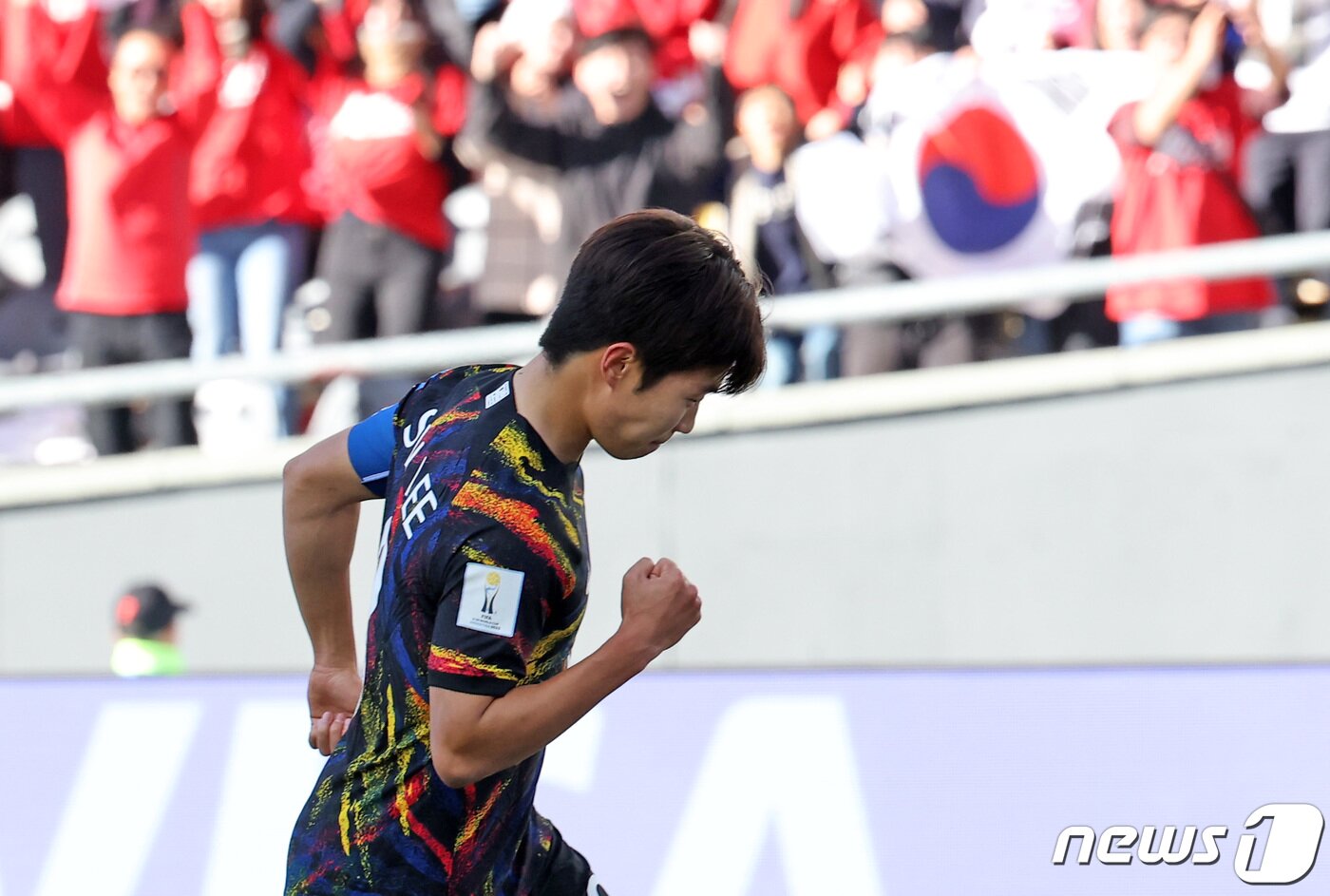 본문 이미지 - 11일(현지시간) 아르헨티나 라플라타 스타디움에서 열린 'FIFA U-20 월드컵 아르헨티나 2023' 3·4위 결정전 한국과 이스라엘의 경기에서 한국 이승원이 패널티 킥으로 동점골을 넣은 뒤 기뻐하고 있다. 2023.6.12/뉴스1 ⓒ News1 이승배 기자