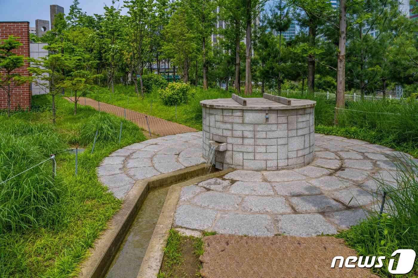 망나니가 사형 집행 후 칼을 씻은 우물이라는 뚜께우물(서울관광재단 제공)