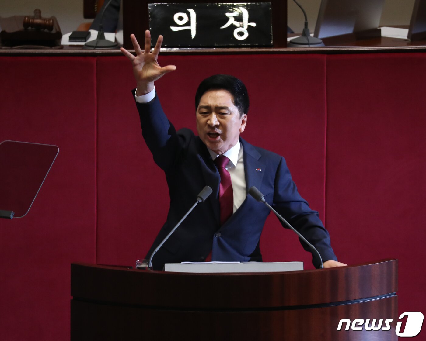 본문 이미지 - 김기현 국민의힘 대표가 20일 오전 서울 여의도 국회에서 열린 제407회국회(임시회) 5차 본회의에서 교섭단체 대표연설을 하고 있다. 2023.6.20/뉴스1 ⓒ News1 송원영 기자