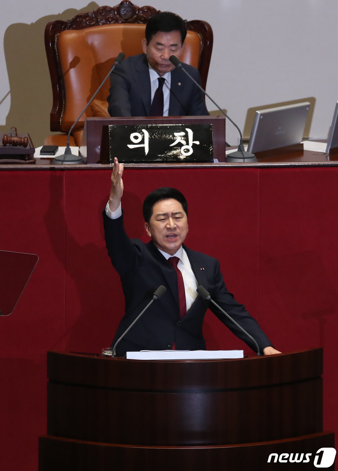 본문 이미지 - 김기현 국민의힘 대표가 20일 오전 서울 여의도 국회에서 열린 제407회국회(임시회) 5차 본회의에서 교섭단체 대표연설을 하고 있다. 2023.6.20/뉴스1 ⓒ News1 송원영 기자