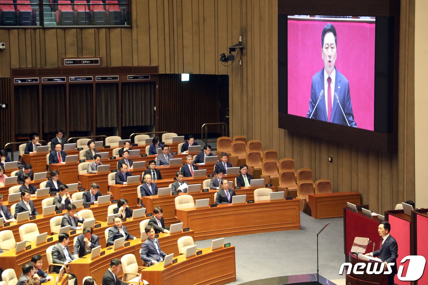 본문 이미지 - 김기현 국민의힘 대표가 20일 오전 서울 여의도 국회에서 열린 제407회 국회(임시회) 제5차 본회의에서 국정에 관한 교섭단체 대표연설을 하고 있다. 2023.6.20/뉴스1 ⓒ News1 황기선 기자