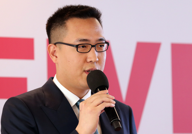 김동선 한화갤러리아 부사장, 지난해 연봉 9억 수령…전년比 약 4억↓