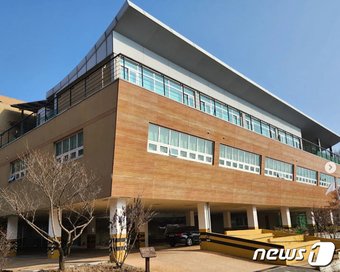 연천군이 운영중인 &#39;한달 살아보기&#39; 숙소로 활용중인 왕징면 나룻배마을 연수원. &#40;출처=나룻배마을 SNS&#41;