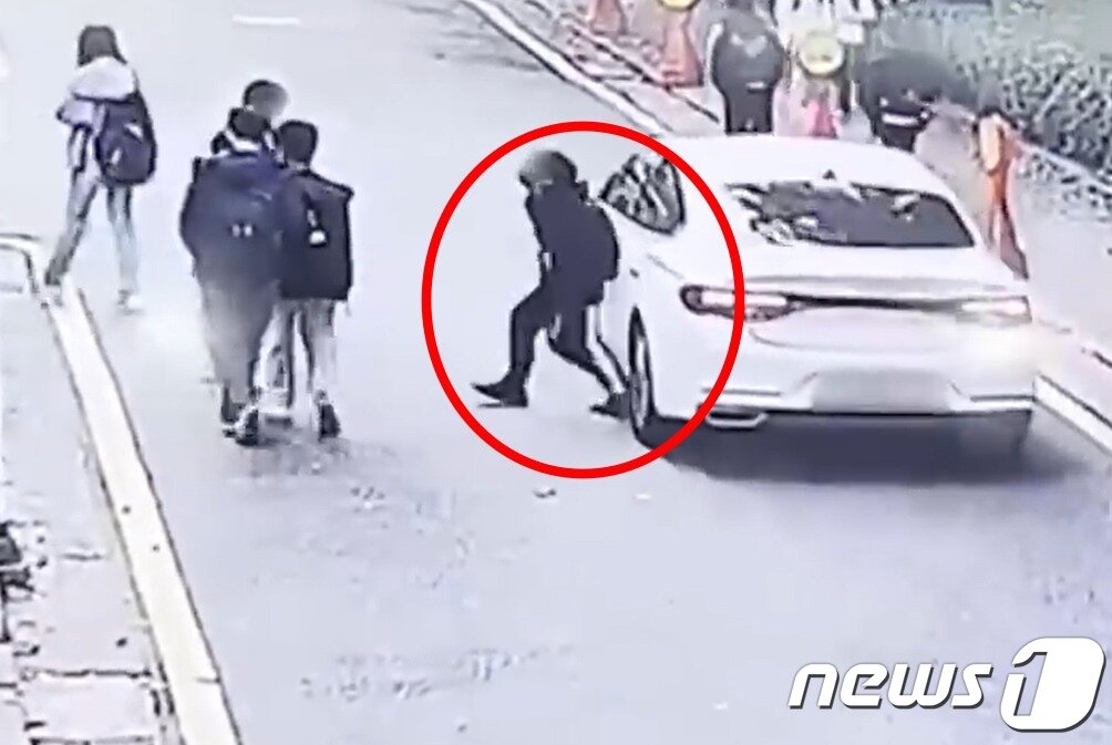 본문 이미지 - ('한문철TV' 갈무리)