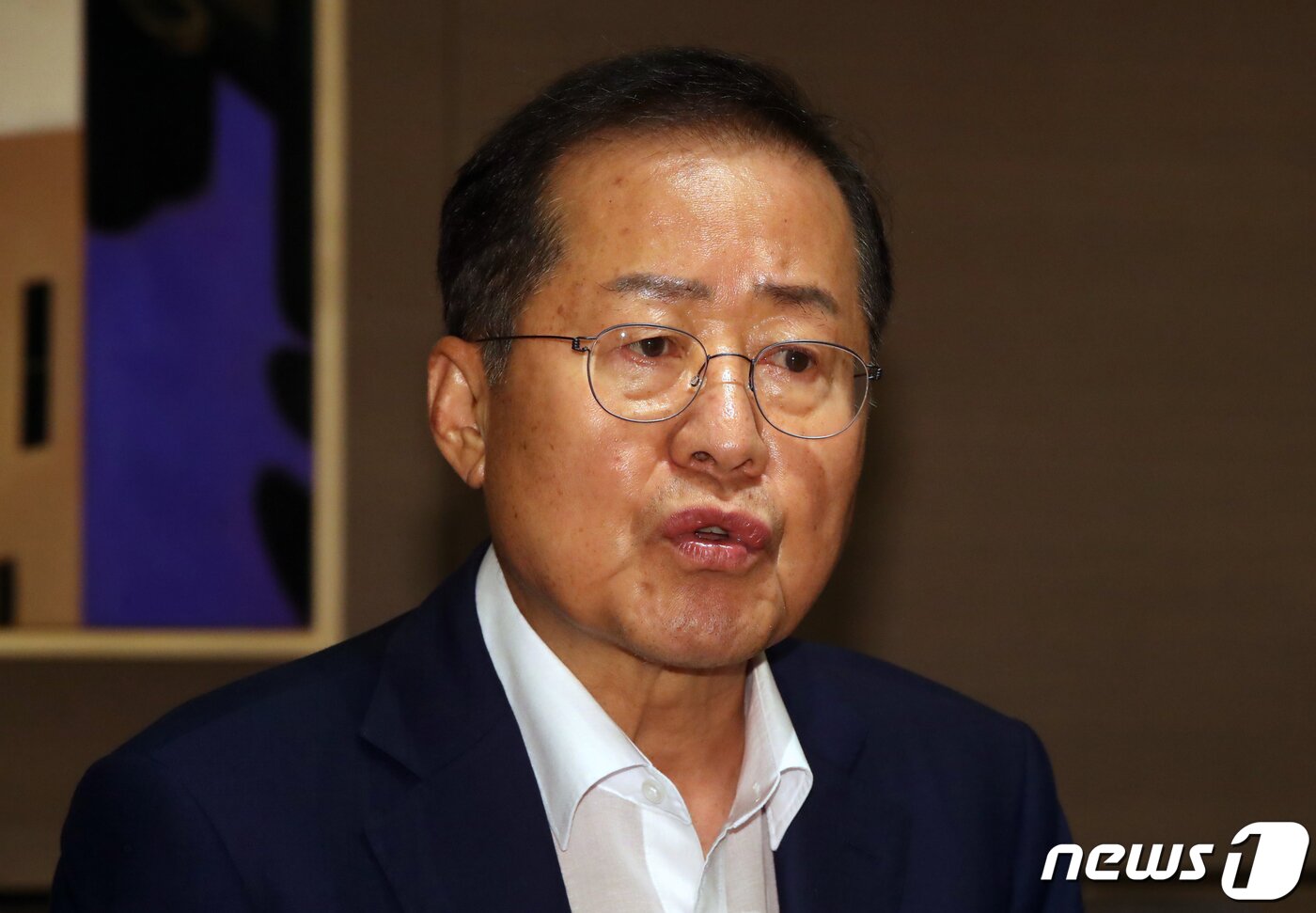 본문 이미지 - 홍준표 대구시장이 29일 오후 서울 영등포구 여의도 페어몬트 앰배서더 서울 호텔에서 열린 '2023 대구투자설명회'를 마치고 기자간담회를 하고 있다. 2023.6.29/뉴스1 ⓒ News1 황기선 기자