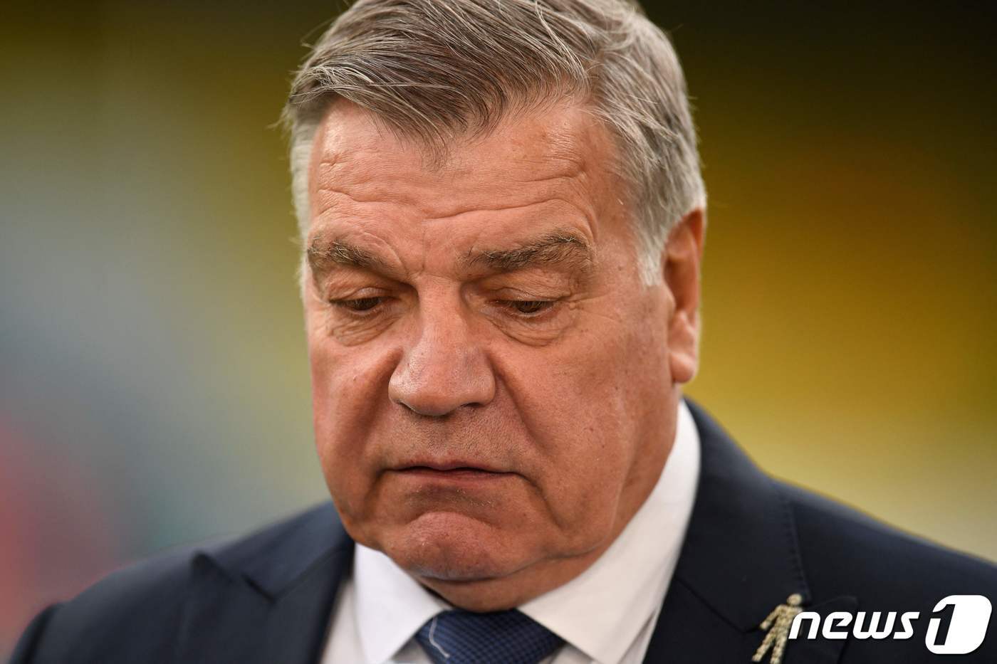 본문 이미지 - 리즈의 강등을 막지 못한 샘 앨러다이스 감독. ⓒ AFP=뉴스1