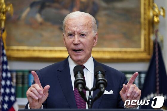 조 바이든 미국 대통령이 29일(현지시간) 미국 연방대법원의 대학 입시에서 흑인 및 라틴계 등 소수 인종에 대한 우대 정책(Affirmative action) 위헌 판결을 비판하고 있다. 23.06.29 © 로이터=뉴스1 © News1 김예슬 기자