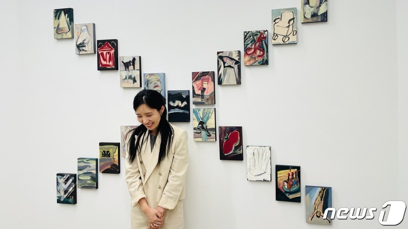 본문 이미지 -  학고재에서 김세은 작가와 2인전을 여는 유리 작가 / 뉴스1 ⓒ 뉴스1 김일창 기자