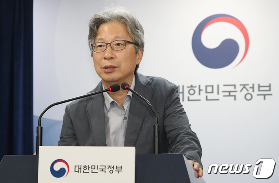 2023년 대한민국최고과학기술인상 선정 소감을 밝히는 고규영 교수