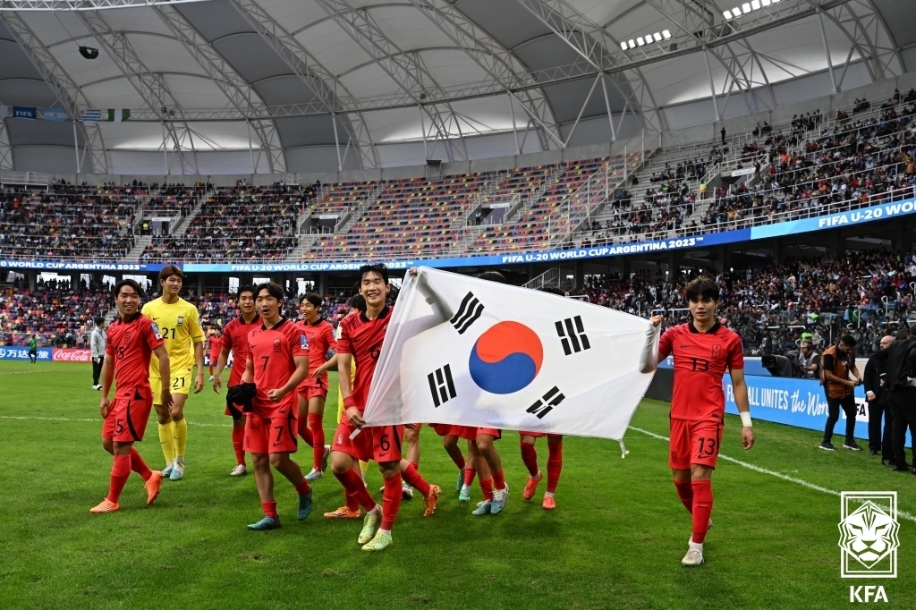 (서울=뉴스1) = 4일(현지시간) 오후 아르헨티나 산티아고 델 에스테로 스타디움에서 열린 2023 국제축구연맹(FIFA) 20세 이하(U-20) 월드컵 8강전 한국과 나이지리아의 …