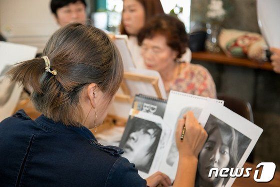 군산시, 내달 10일부터 10주간 '찾아가는 동네문화카페' 운영 - 뉴스1