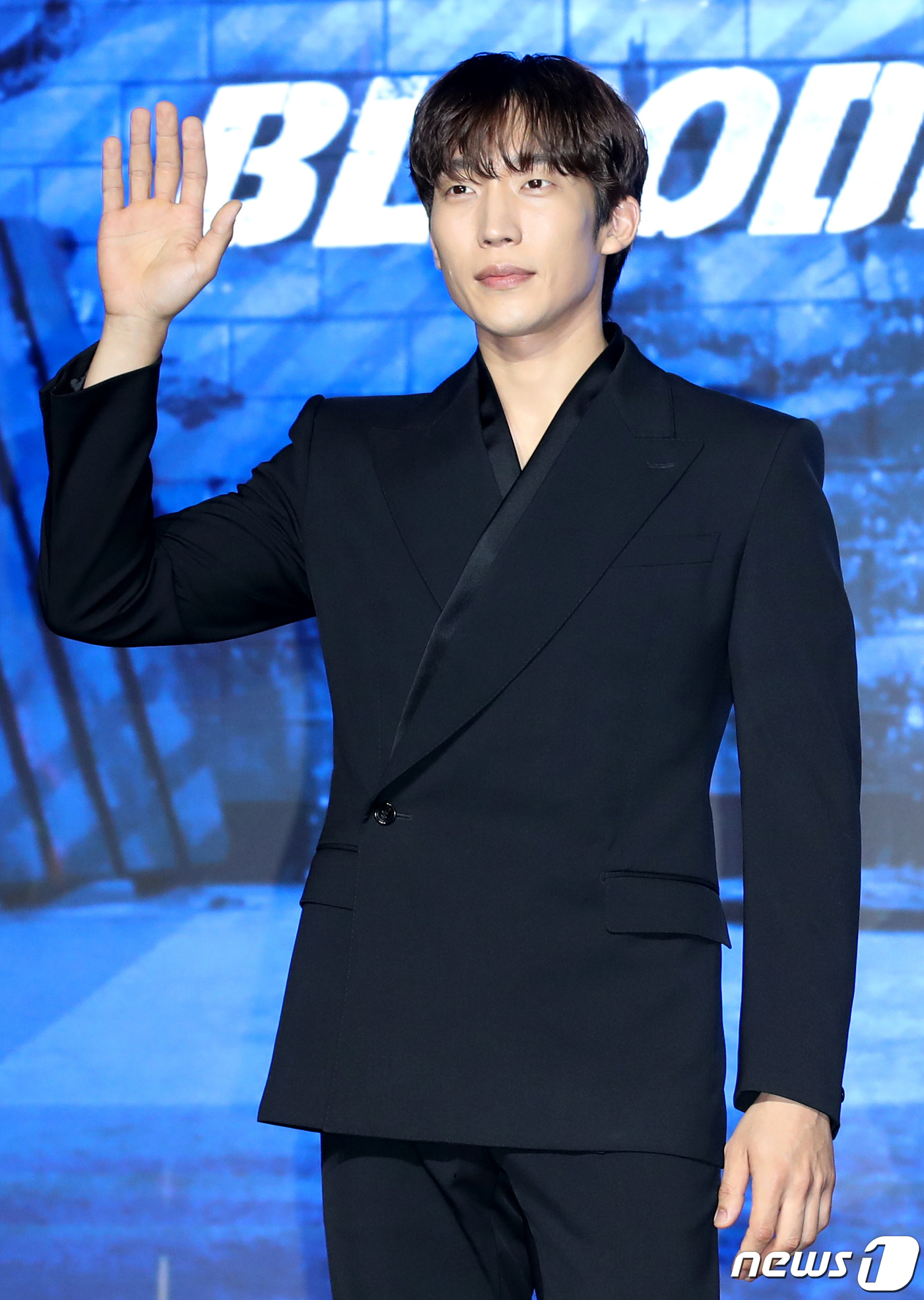 (서울=뉴스1) 권현진 기자 = 배우 이상이가 7이 서울 마포구 호텔나루서울 엠갤러리에서 열린 넷플릭스 오리지널 시리즈 '사냥개들' 제작발표회에서 포즈를 취하고 있다.'사냥개들'은 …