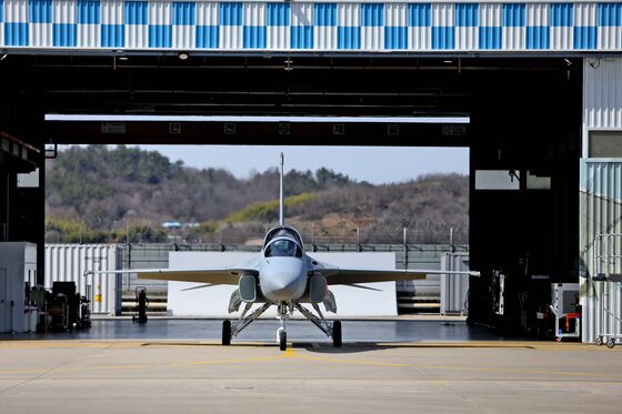 FA-50 폴란드 인도 늦어질 듯…미국·폴란드 간 수출 허가 문제