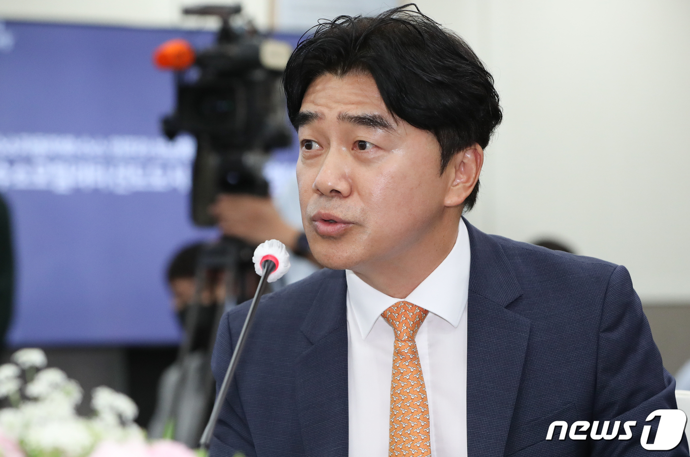 (서울=뉴스1) 허경 기자 = 이종호 티맵모빌리티 대표이사가 7일 서울시청에서 열린 수소 모빌리티 선도도시 서울' 추진을 위한 서울시·환경부·현대자동차·SK E&S·티맵모빌리티 업 …