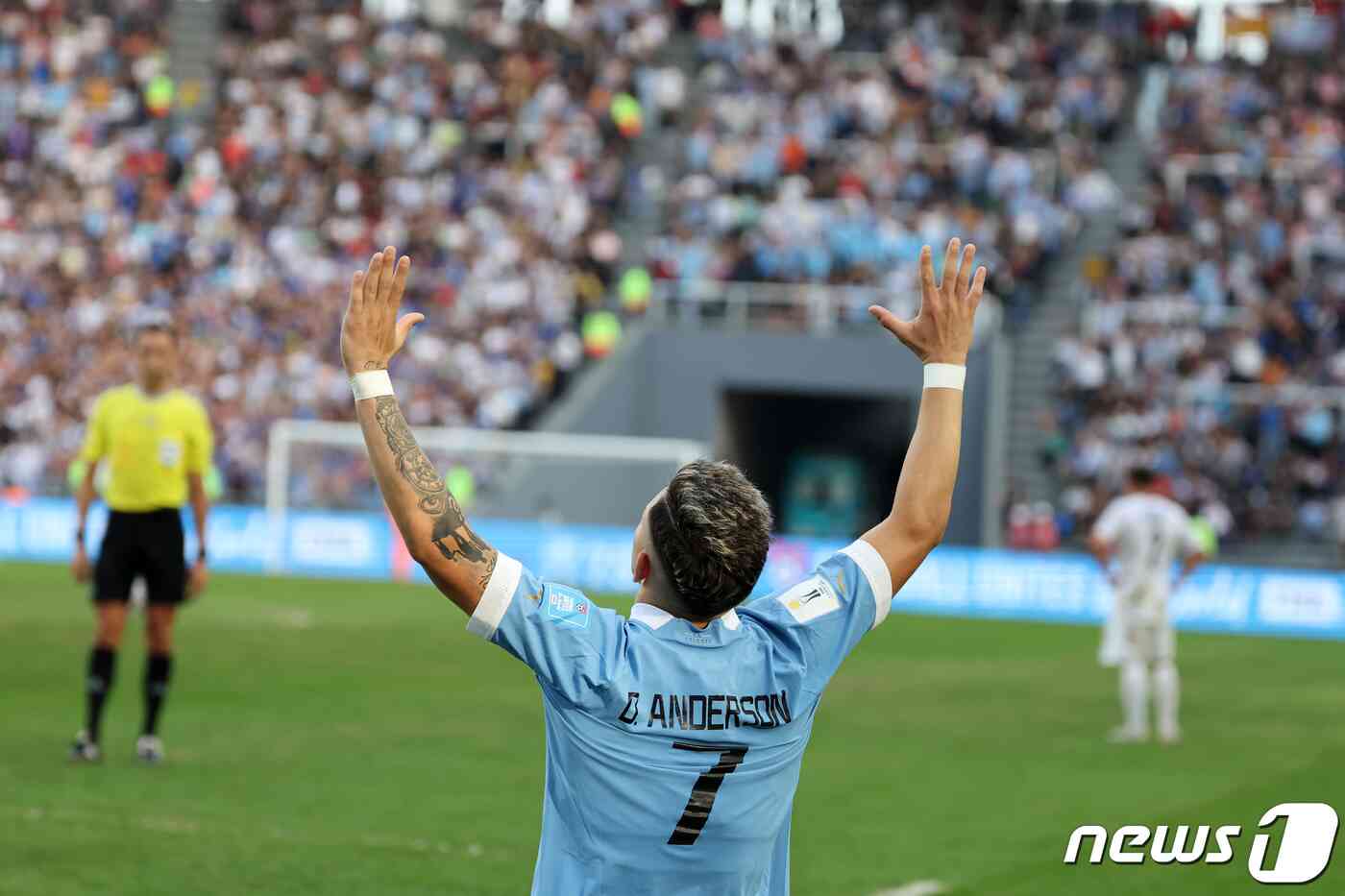 8일(현지시간) 아르헨티나 라플라타 라플라 스타디움에서 열린 'FIFA U-20 월드컵 아르헨티나 2023' 준결승전 이스라엘과 우루과이의 경기에서 우루과이 두아르테가 선취골을 넣고 기뻐하고 있다. 2023.6.9/뉴스1 © News1 이승배 기자