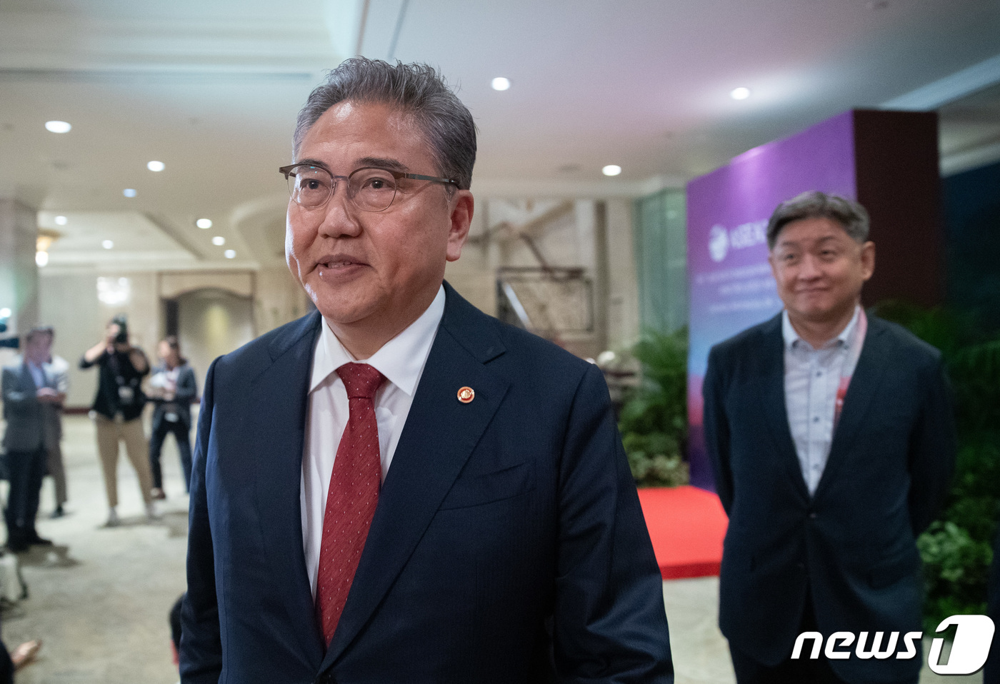 (자카르타(인도네시아)=뉴스1) 이재명 기자 = 박진 외교부 장관이 12일 오후 인도네시아 자카르타 샹그릴라호텔에서 동남아시아국가연합(ASEAN·아세안) 관련 외교장관회의 참석을 …