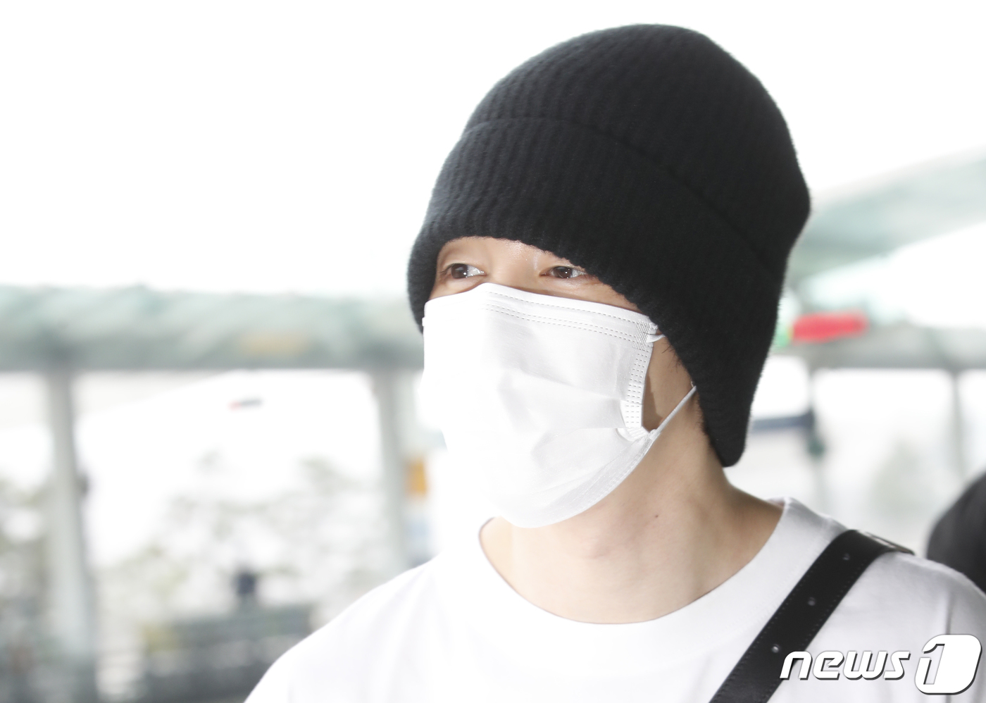 (인천공항=뉴스1) 권현진 기자 = 방탄소년단(BTS) 지민이 해외 일정을 위해 13일 오후 인천국제공항을 통해 미국 뉴욕으로 출국하고 있다. 2023.7.13/뉴스1