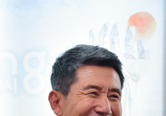 "이강덕, 시장·해경청장 때 총 3억8000만원 기부"…9일 퇴임식