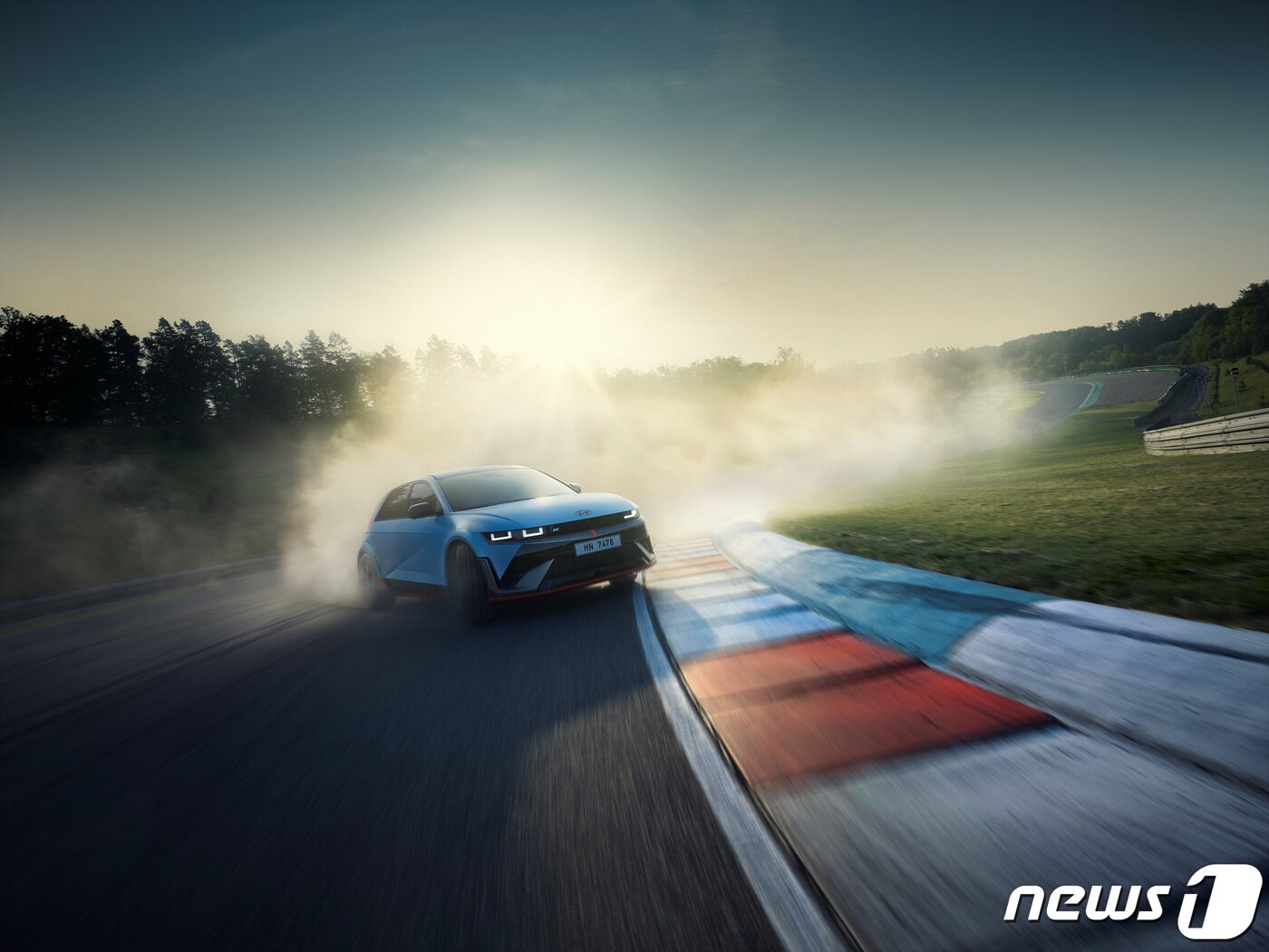 본문 이미지 - 아이오닉5 N 서킷 주행 모습.(현대차 제공)ⓒ News1 김진환 기자