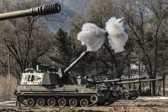 본문 이미지 - 육군 K-9 자주포 실사격 훈련. (육군 12사단 제공)
