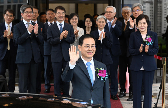 검찰, 대장동 녹취록 '그분' 의혹 조재연 前대법관 불기소…고발 4년만