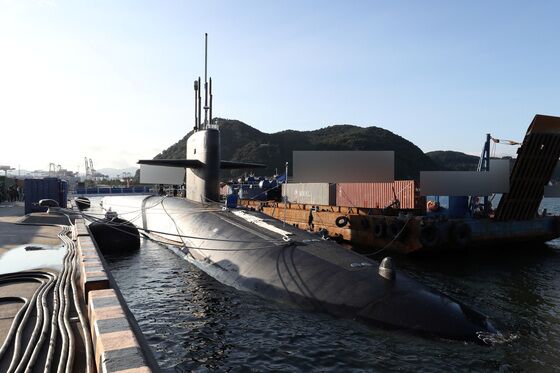 19일 부산 해군작전기지에 정박 중인 미 해군 '오하이오'급 핵추진 탄도유도탄 잠수함(SSBN) '켄터키'(SSBN-737).(국방일보 제공)