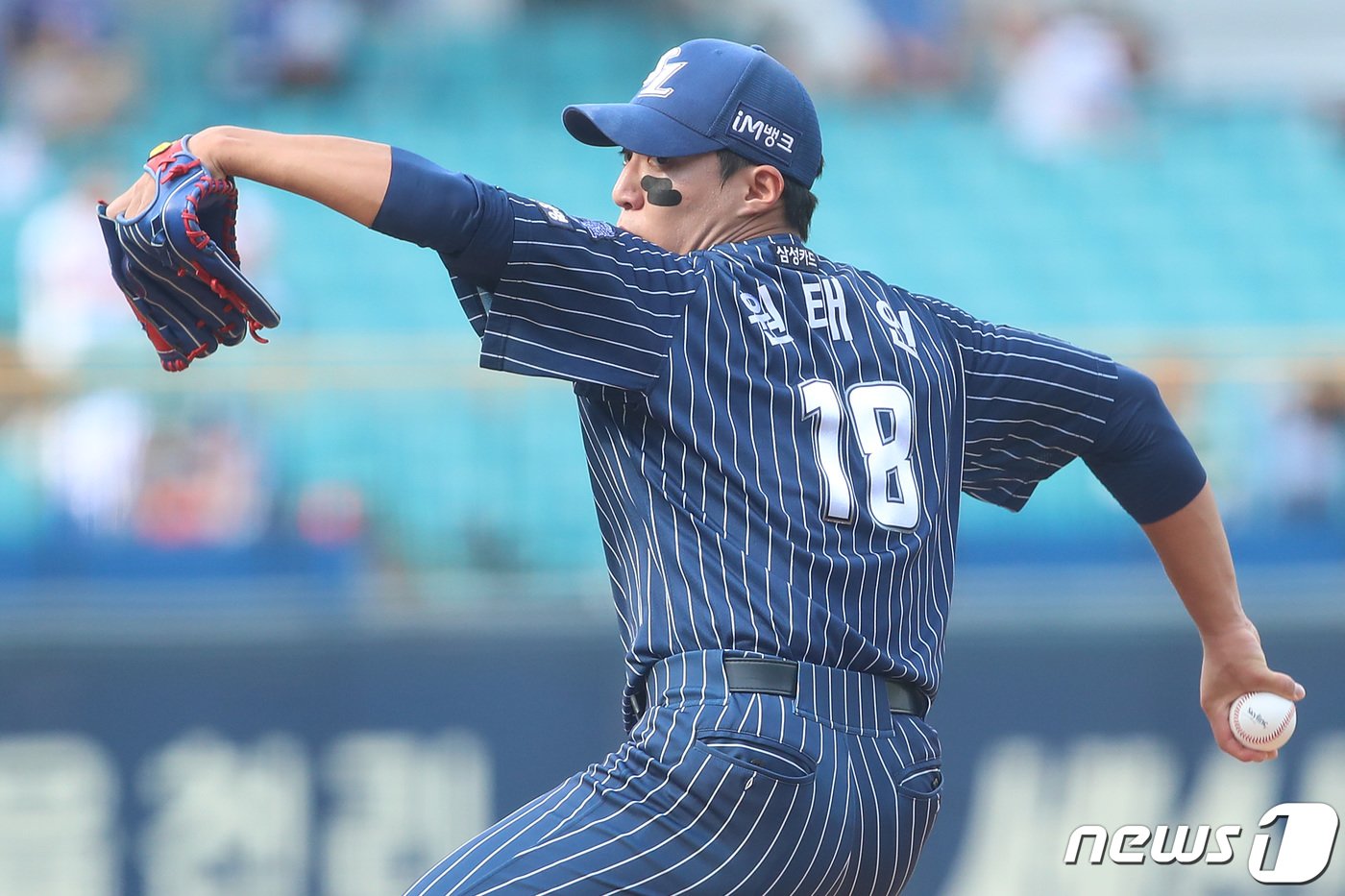 본문 이미지 - 최근 5경기 연속 선발승 행진을 벌이고 있는 원태인. / 뉴스1 DB ⓒ News1 공정식 기자