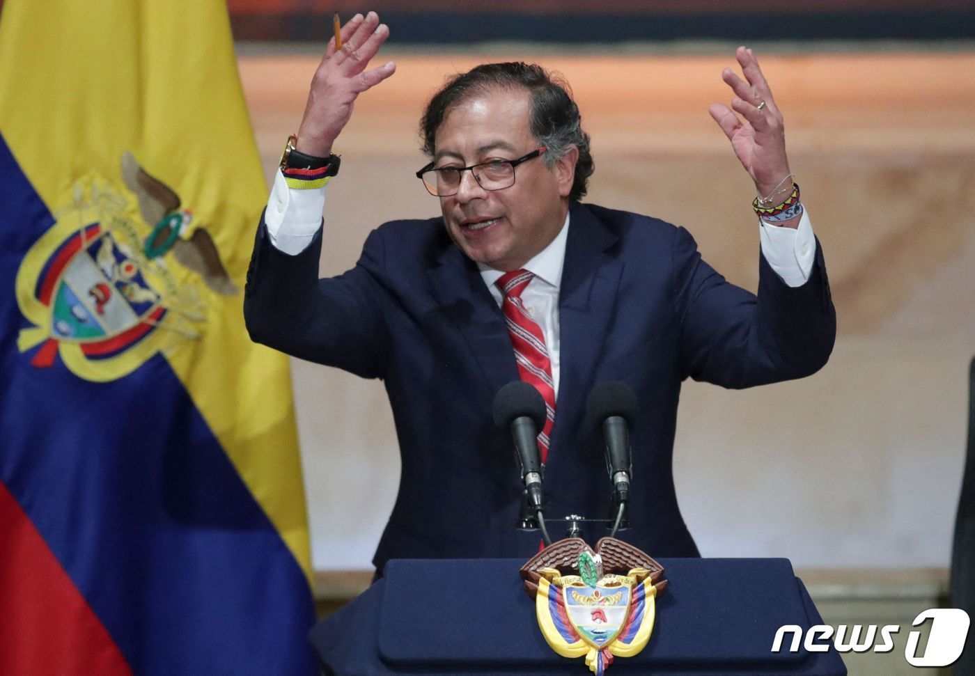 본문 이미지 - 구스타보 페트로 콜롬비아 대통령이 20일(현지시간) 콜롬비아 보고타에서 열린 정기 의회에서 연설하고 있다. 2023.07.21 ⓒ AFP=뉴스1 ⓒ News1 정지윤 기자