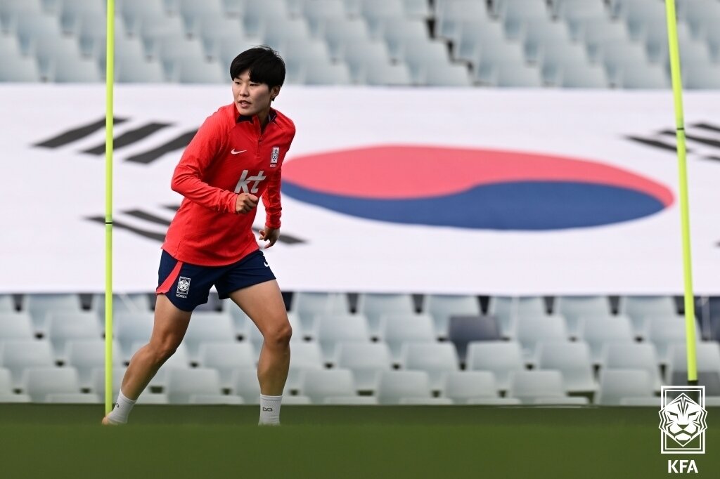 본문 이미지 - 수원FC위민 소속으로 내고향 축구단을 상대할 지소연. (대한축구협회 제공)