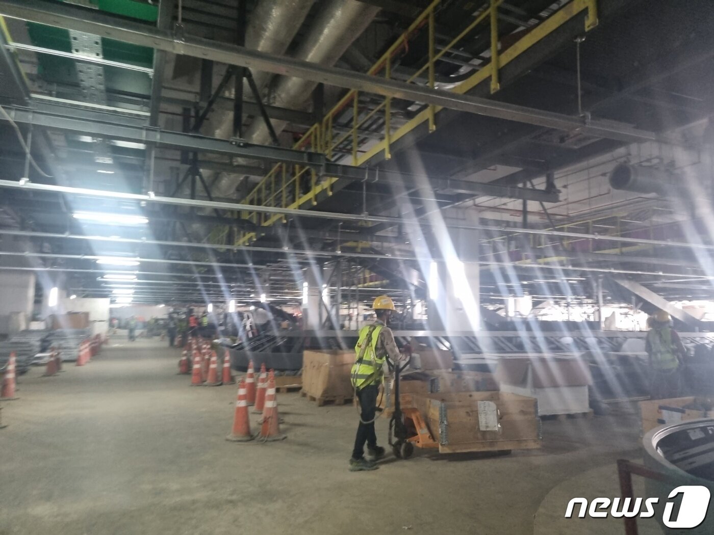 본문 이미지 - 수하물처리시설(BHS)은 공항 공사에만 들어가는 특수 공종이다. 2023. 7. 17/뉴스1 ⓒ News1 최서윤 기자