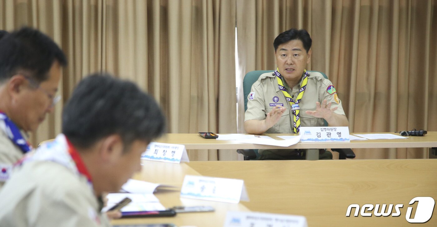 본문 이미지 - 25일 전북 부안 잼버리공원 드림센터에서 김관영 전북지사가 2023 새만금 세계잼버리 최종점검을 갖고 현장 브리핑을 하고 있다.2023.7.25.(전북도 제공)/뉴스1 