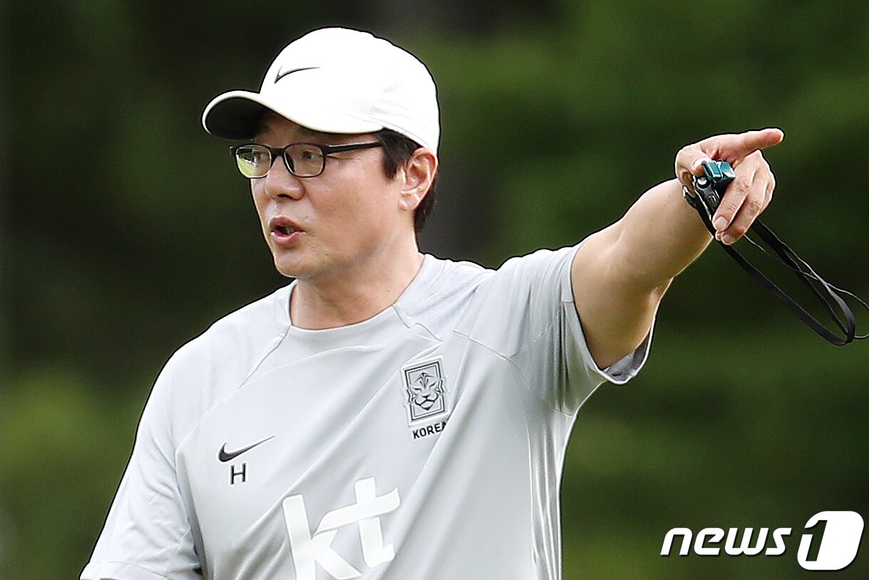 본문 이미지 - 황선홍 올림픽 축구대표팀 감독./뉴스1 ⓒ News1 민경석 기자
