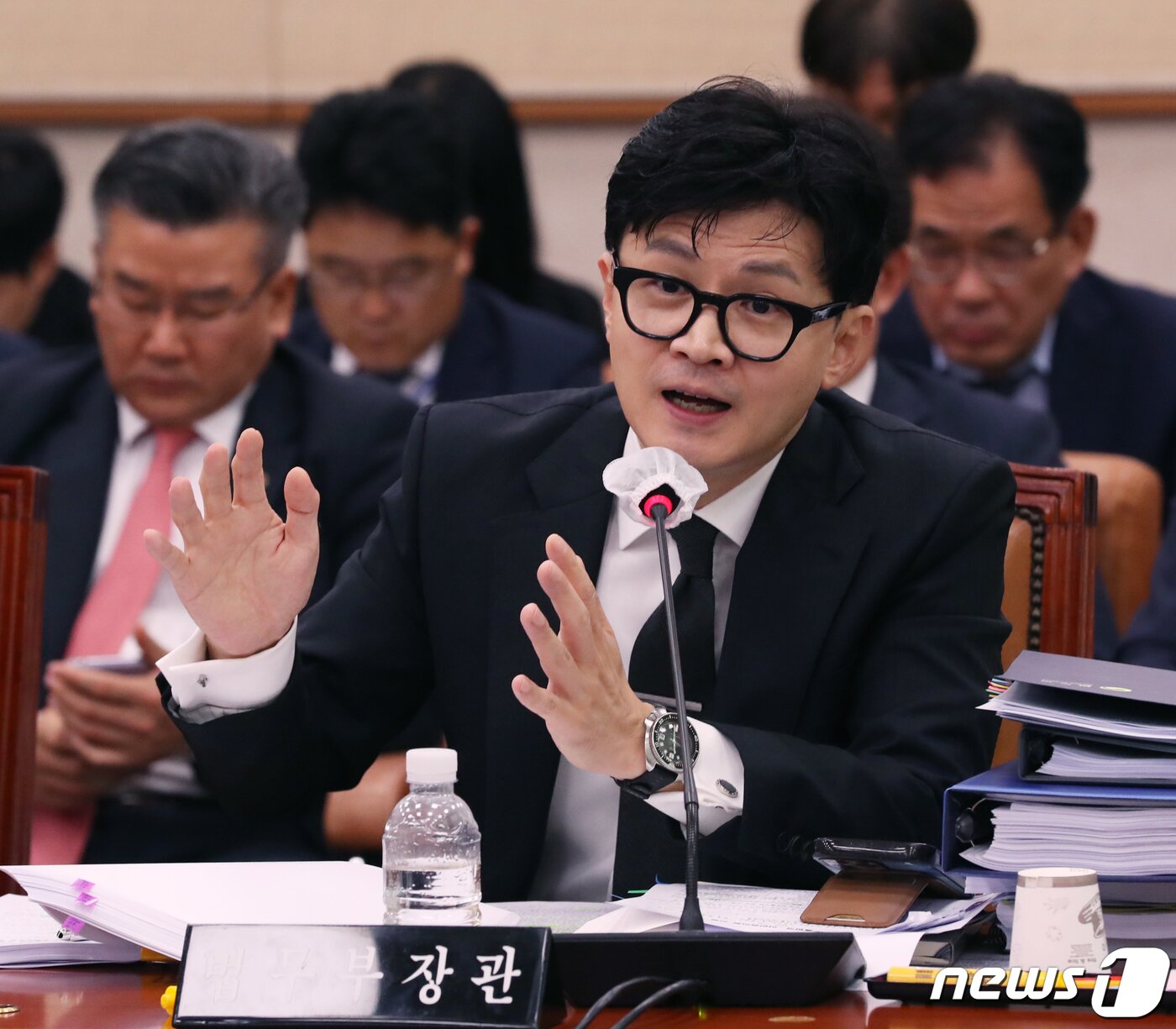 본문 이미지 - 한동훈 법무장관이 26일 서울 여의도 국회에서 열린 법제사법위원회 전체회의에서 의원들의 질의에 답변하고 있다. 2023.7.26/뉴스1 ⓒ News1 송원영 기자