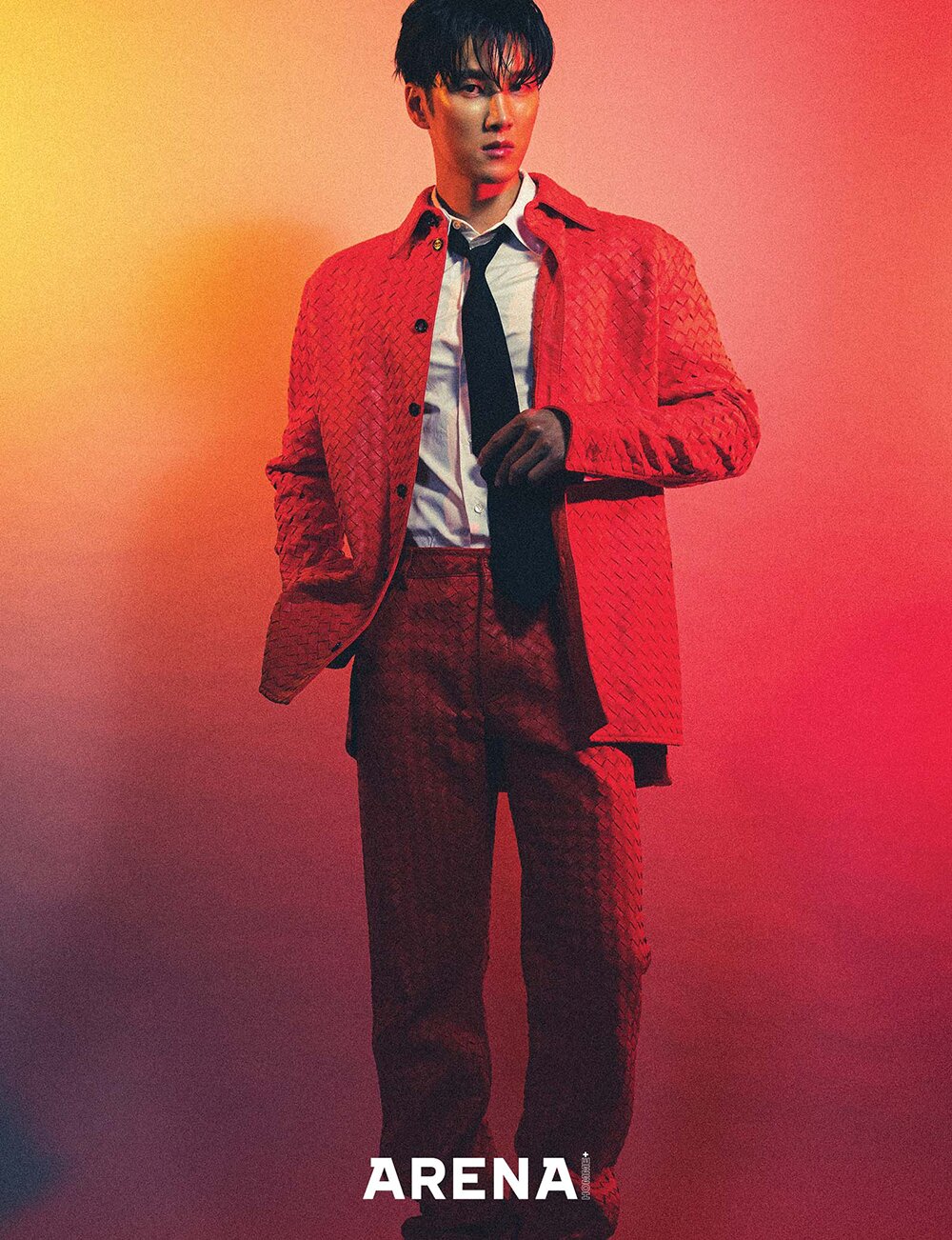 본문 이미지 - 아레나 옴므 플러스 화보