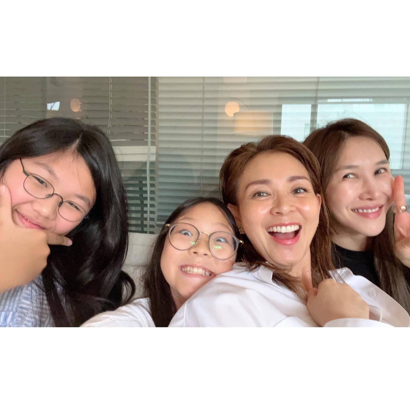 본문 이미지 - 야노 시호 SNS