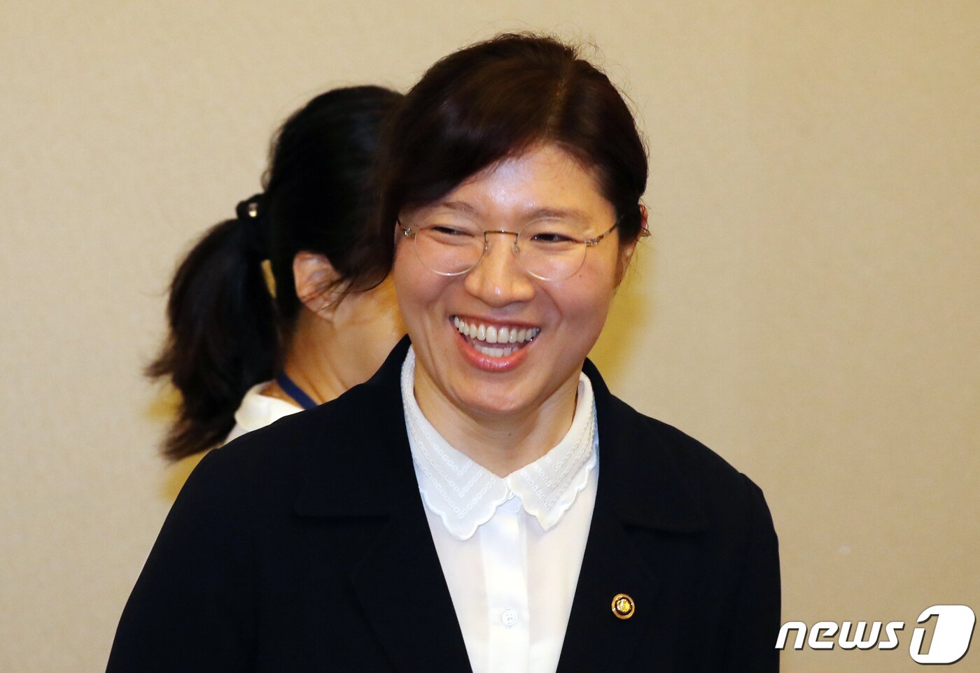 본문 이미지 - 장미란 문화체육관광부 2차관이 3일 오전 서울 종로구 세종대로 정부서울청사에서 열린 국무회의에 참석하고 있다. 2023.7.3/뉴스1 ⓒ News1 김명섭 기자