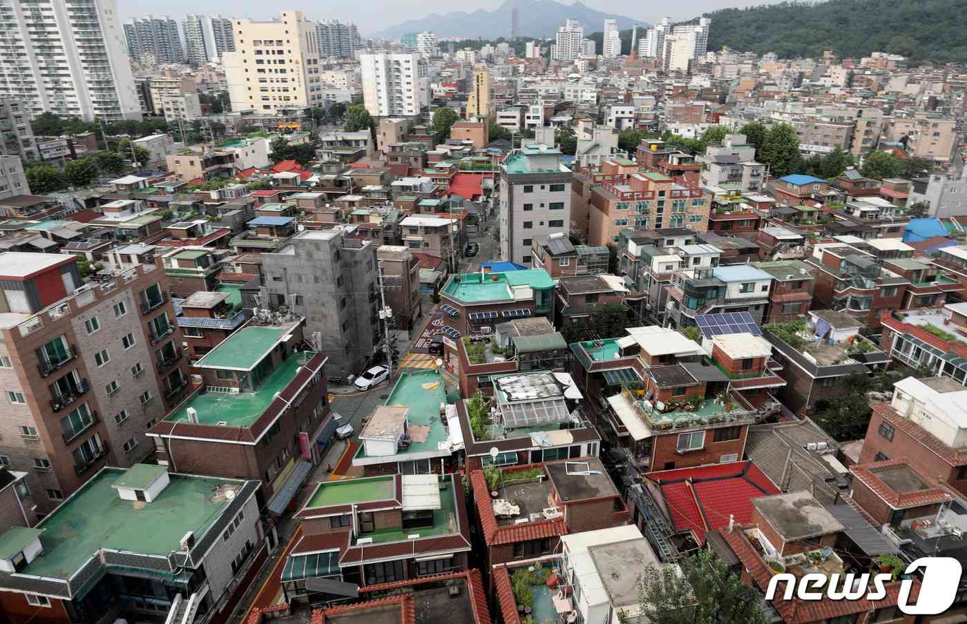 서울 강북구 번동 모아타운 1호 시범구역에 저층 주택이 빼곡하게 들어서 있다. 2023.7.31/뉴스1 © News1 장수영 기자